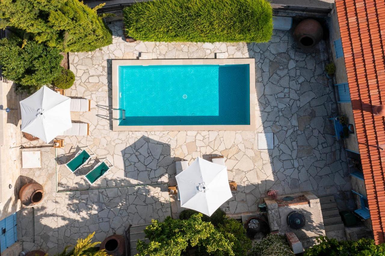 Villa Avgoustis Pachna Exterior photo